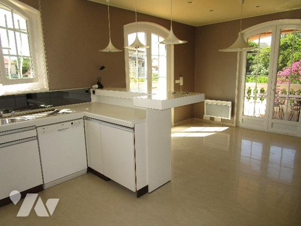 TRES BELLE VILLA !!!