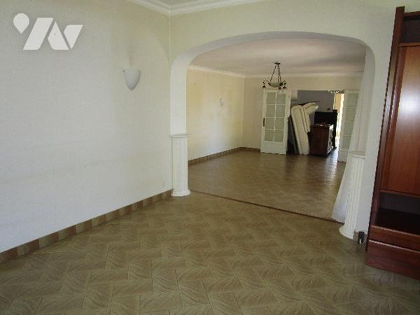 TRES BELLE VILLA !!!