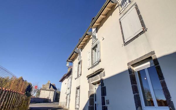 Appartement à louer    2 pièces • 51,46 m2 Jussac