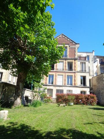 Appartement d'Exception Centre-Ville de Pontoise au pied de la Cathédrale Saint-Maclou