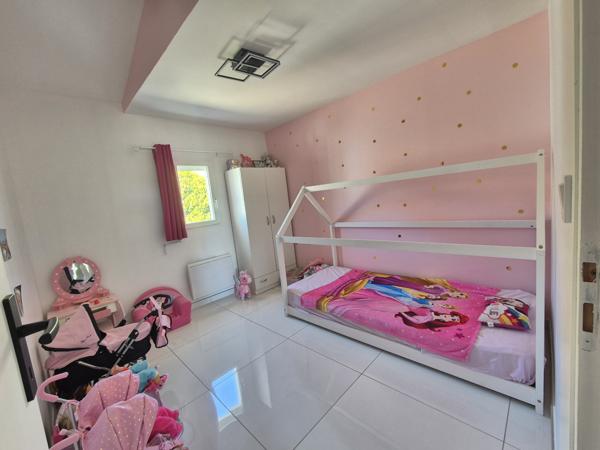 Gignac-la-Nerthe (13180) Magnifique pavillon 5 pièces avec jardin et garage