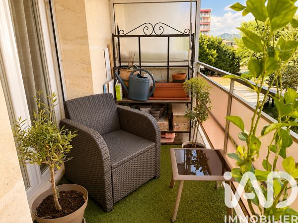 Appartement à vendre 4 pièces 74 m² Aubagne