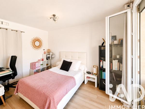 Appartement à vendre 4 pièces 74 m² Aubagne