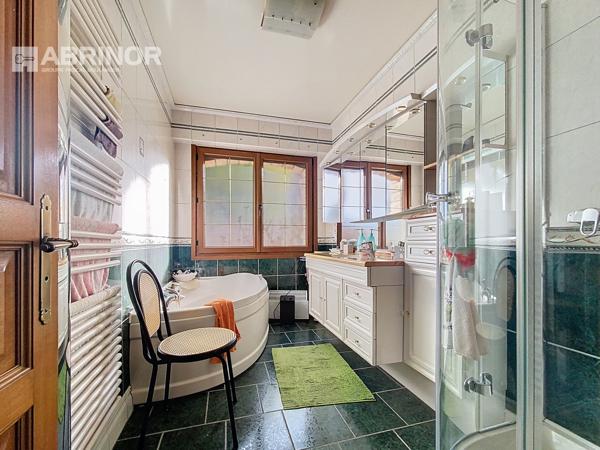 PLAIN PIED INDIVIDUEL 3 CHAMBRES JARDIN ET GARAGE LOMME