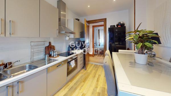 F4 rénové loué secteur prisé