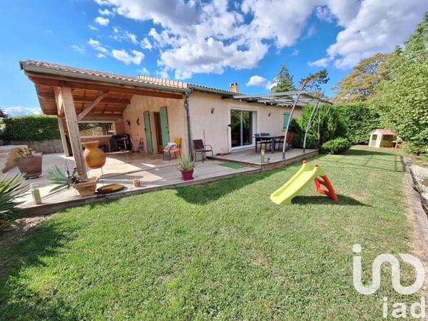 Maison traditionnelle 5 pièces de 131 m² à Aouste-sur-Sye (26400)