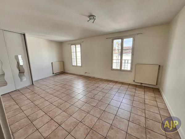 Location appartement Saintes : 725 € - AJP Immobilier Saintes