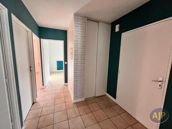 Location appartement Saintes : 725 € - AJP Immobilier Saintes