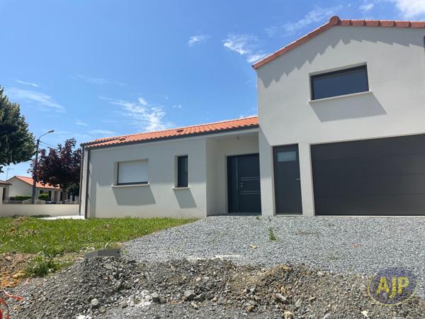 Location maison Sevremoine : 1 203 € - AJP Immobilier Saint-Macaire-en-Mauges