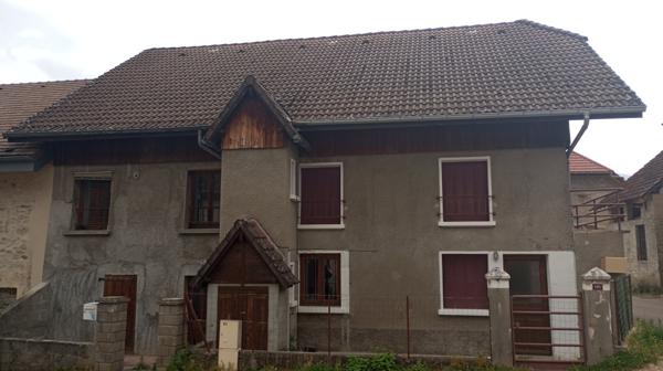 Yenne (73170) MAISON EN 2 LOGEMENTS AVEC COUR