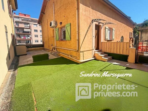 2 Pièces en  Duplex  avec cour