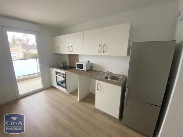 Appartement à louer 3 pièces 73.02m²