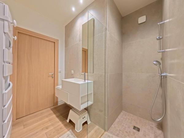 Un bien rare aux volumes et à la vue uniques