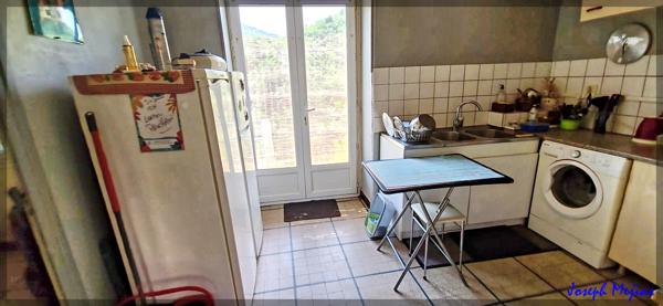 Beauvène (07190) Beauvene : maison de 80m² à vendre 69000 €