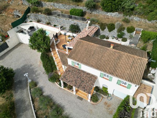 Maison à vendre 5 pièces 140 m² Carros