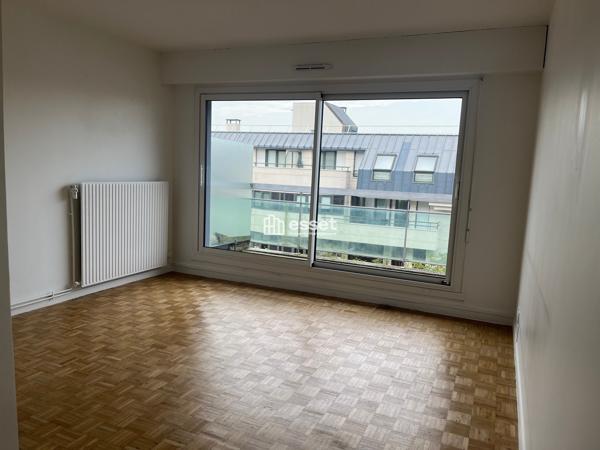 Location Studio 27 m² - Le Chesnay 78150