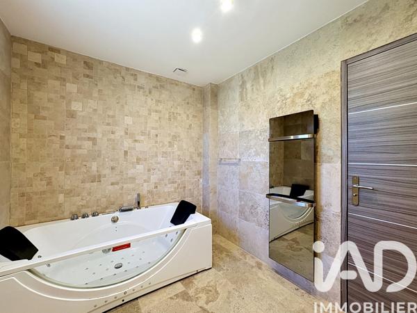 Maison à vendre 5 pièces 138 m² Nice