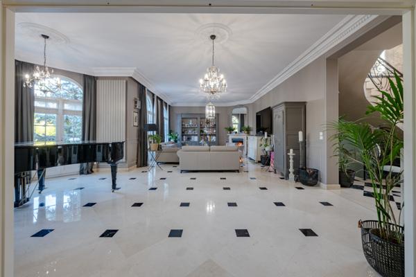 CHENNEVIÈRES-SUR-MARNE — Propriété d'exception