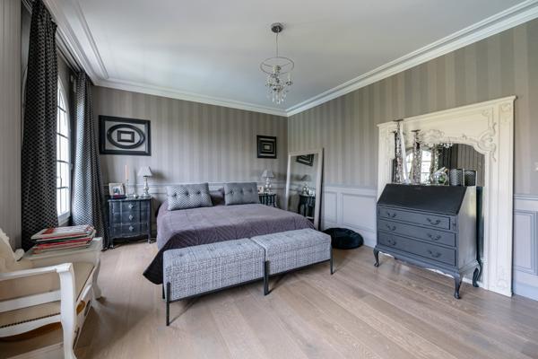 CHENNEVIÈRES-SUR-MARNE — Propriété d'exception