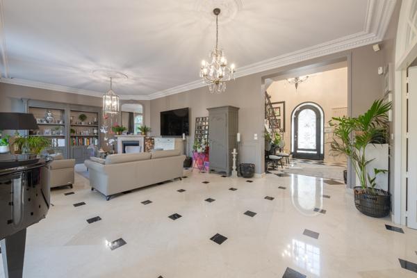 CHENNEVIÈRES-SUR-MARNE — Propriété d'exception