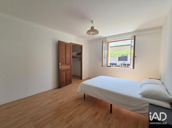 Maison à vendre 5 pièces 151 m² Saint-Christophe-Vallon