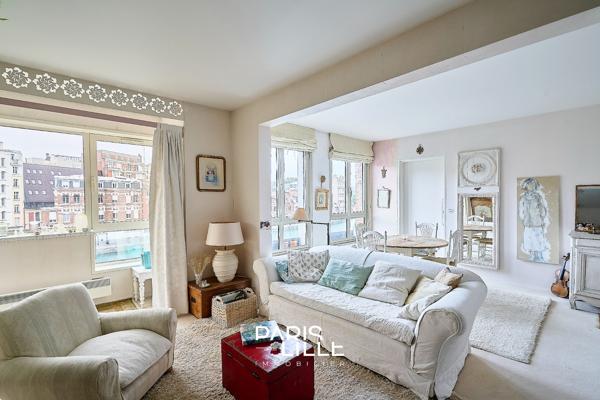 Rare:Quai du Wault, duplex balcon et parking.Garage possible