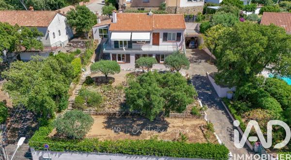 Maison à vendre 6 pièces 165 m² Sainte-Maxime