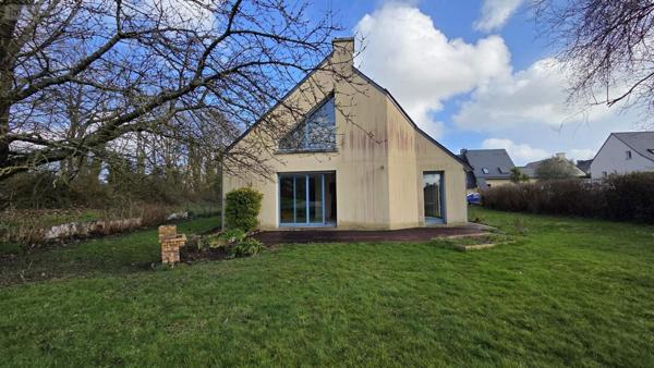 Maison à vendre à Noyal-sur-Vilaine en Ille-et-Vilaine (35530), ref : 019/5524 MCB Centre ville