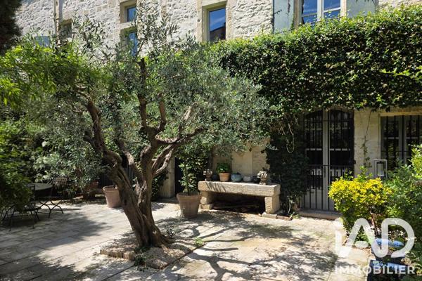 Maison à vendre 11 pièces 447 m² Tarascon