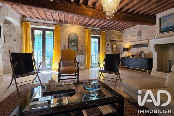 Maison à vendre 11 pièces 447 m² Tarascon