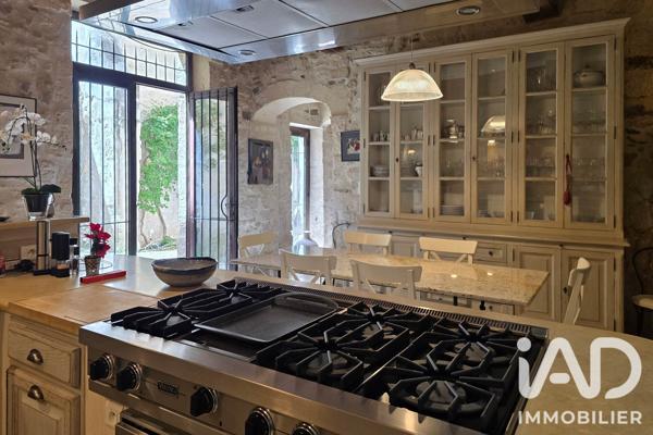 Maison à vendre 11 pièces 447 m² Tarascon