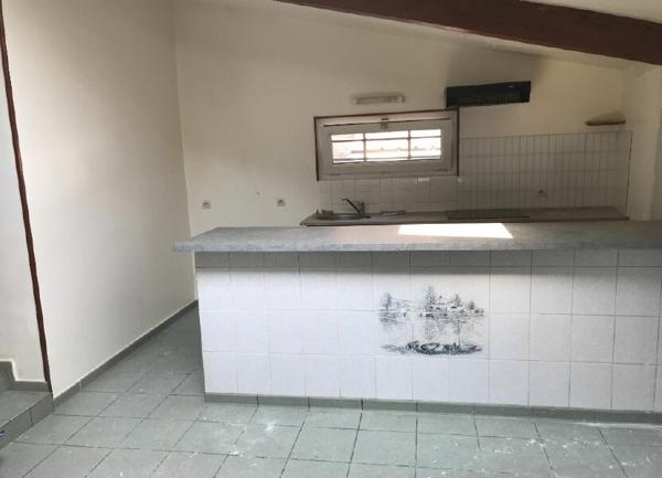 Appartement à vendre    1 pièce •  Pommeuse