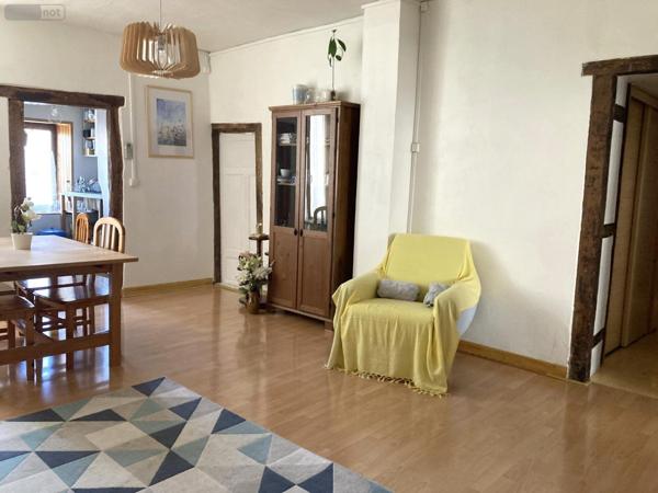 Maison à vendre à Villieu-Loyes-Mollon dans l'Ain (01800), ref : VM1523-01032