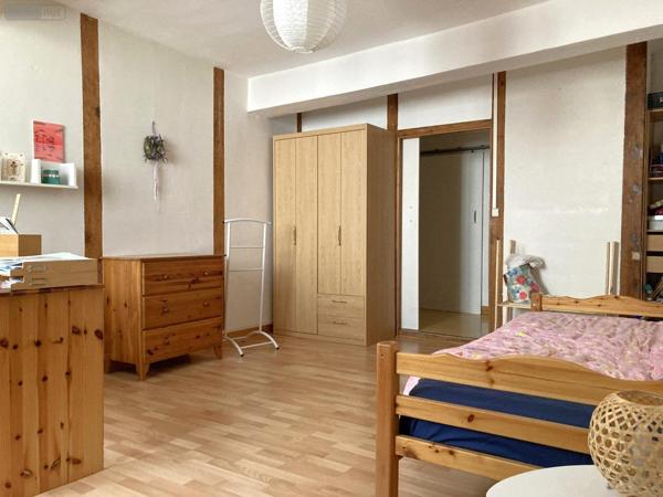 Maison à vendre à Villieu-Loyes-Mollon dans l'Ain (01800), ref : VM1523-01032
