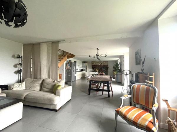 A vendre RIEC SUR BELON (29340) Maison 7 pièces 4 chambres 207 m2