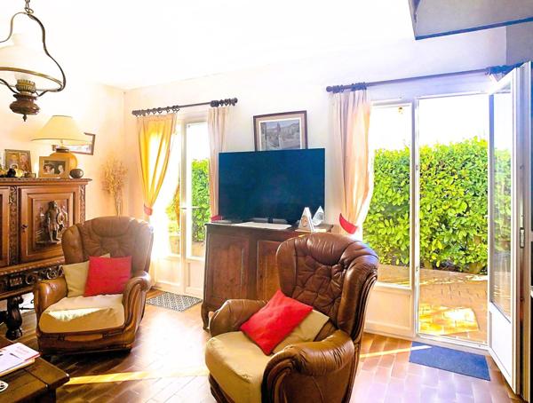 Maison de 5 pièces et 121 m2 sur beau terrain avec lot détachable