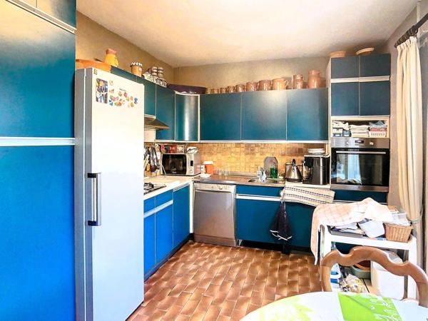 Maison de 5 pièces et 121 m2 sur beau terrain avec lot détachable