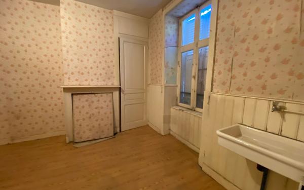 Maison à vendre    8 pièces • 222 m2 Limoges