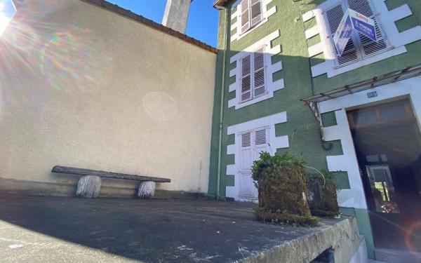 Maison à vendre    8 pièces • 222 m2 Limoges