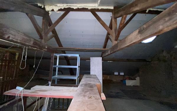 Maison à vendre    8 pièces • 222 m2 Limoges