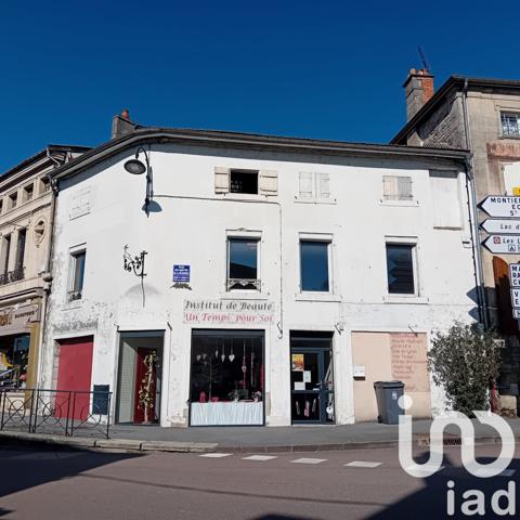 Immeuble à vendre 94 m² Wassy