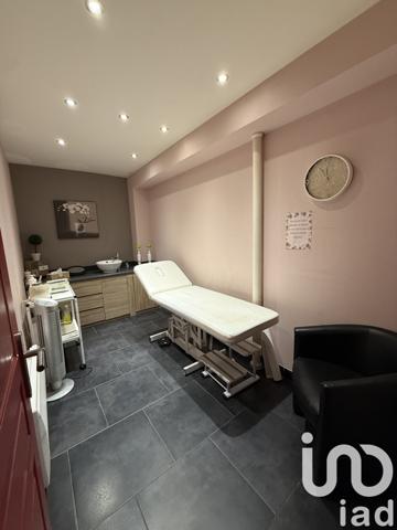 Immeuble à vendre 94 m² Wassy