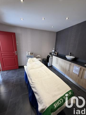 Immeuble à vendre 94 m² Wassy