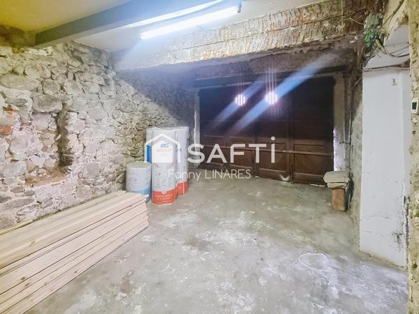 Immeuble de 6 appartements rénovés + local, garage