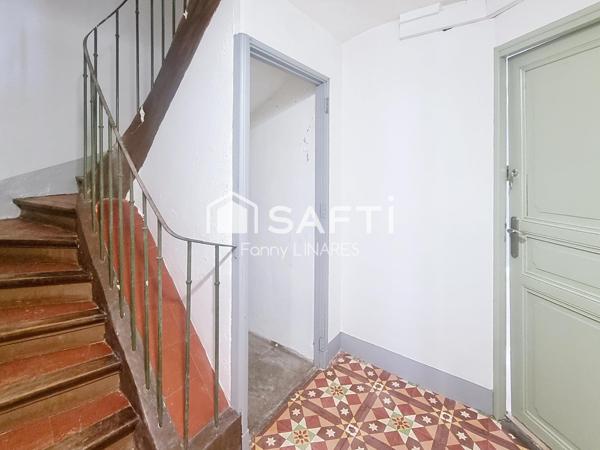 Immeuble de 6 appartements rénovés + local, garage