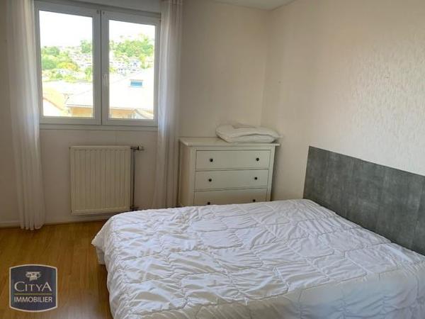 Appartement à louer 2 pièces 57.51m²