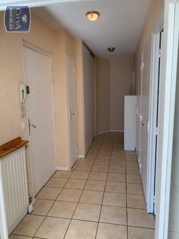 Appartement à louer 2 pièces 57.51m²