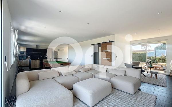 Maison à vendre    5 pièces •  Cosnac