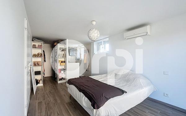 Maison à vendre    5 pièces •  Cosnac