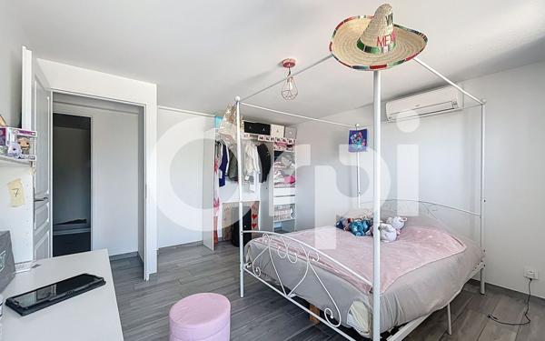 Maison à vendre    5 pièces •  Cosnac